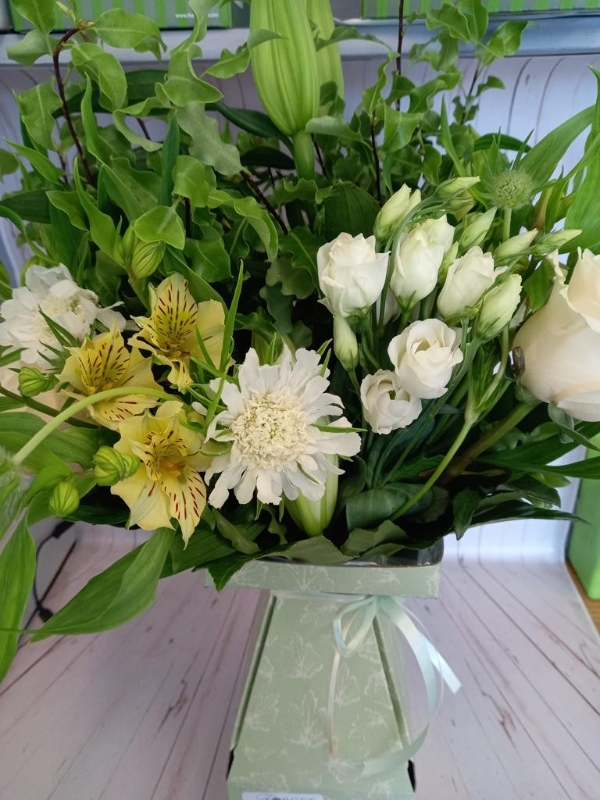 Florist Choice Bouquet buy online or call 01709 829204